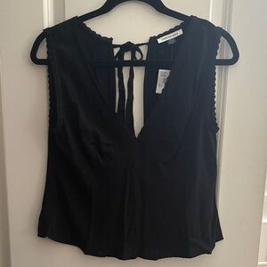 American Eagle Outfitters | V-Neck Tie Back Top | size S